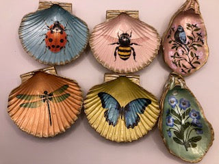 Resin Shell Shaped Magnet Flora & Fauna Image**