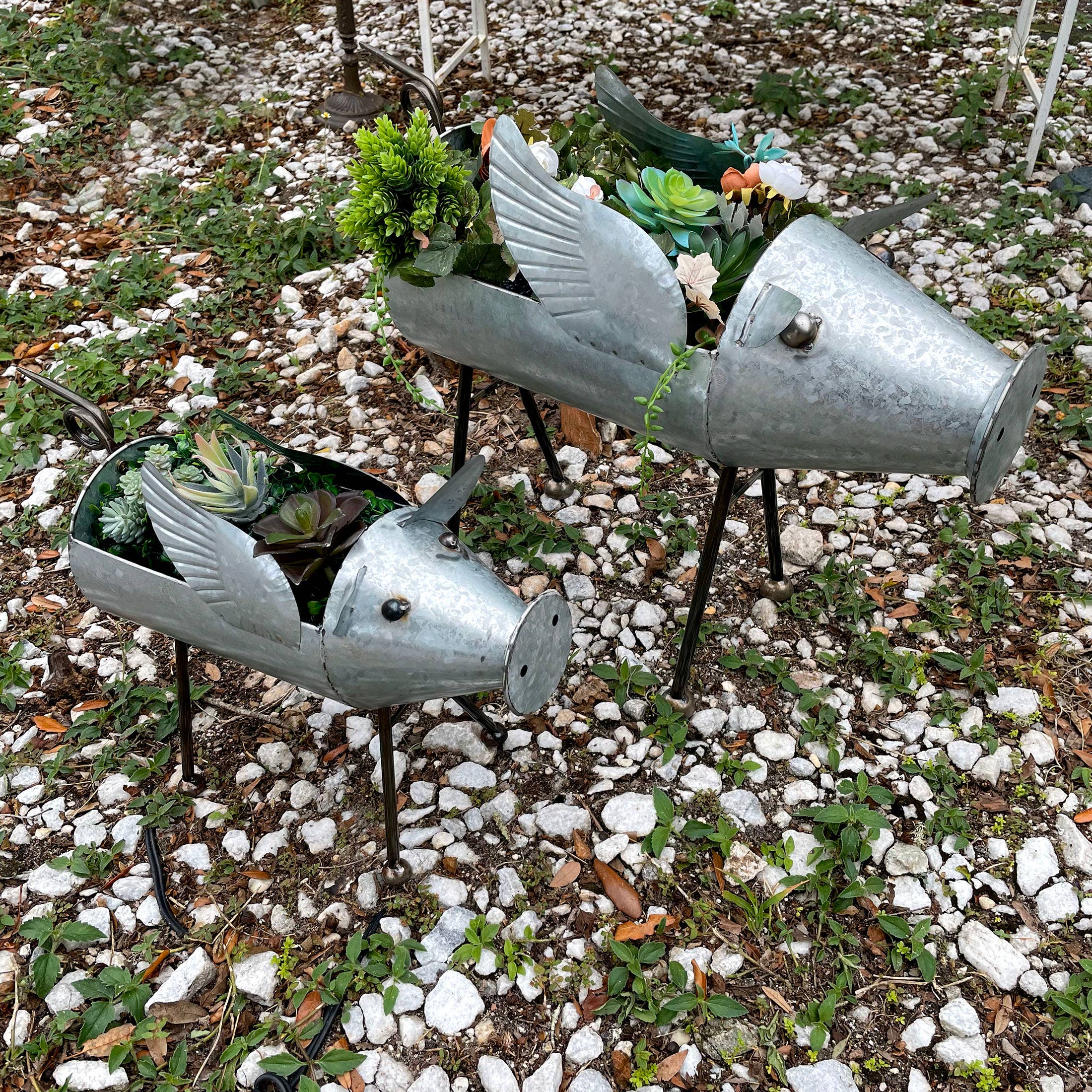 SM Distressed Galvanized Gray Metal Flying Pig Planter