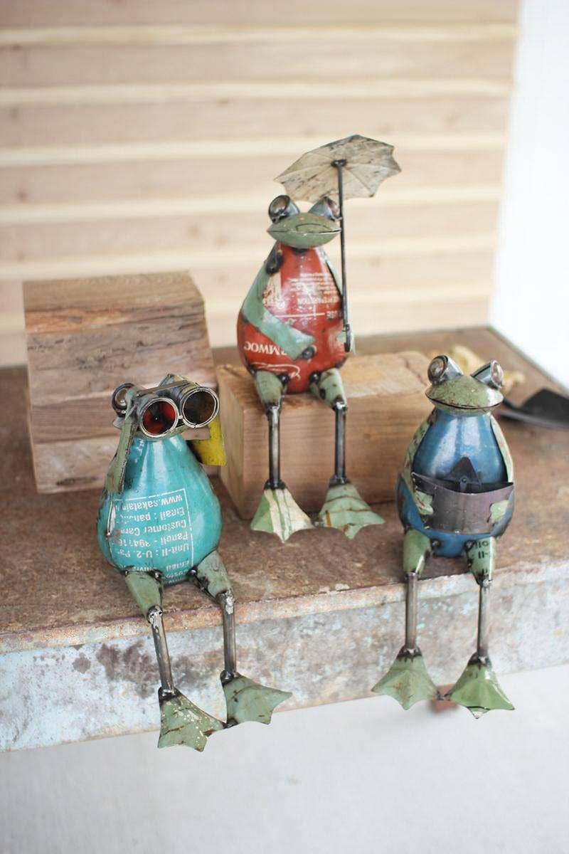 RECYCLED METAL FROGS