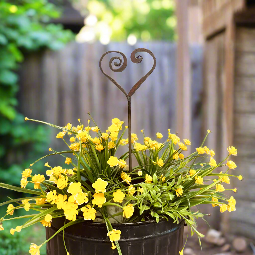 Outline Heart with Swirl Garden Whimsical Plant Stake