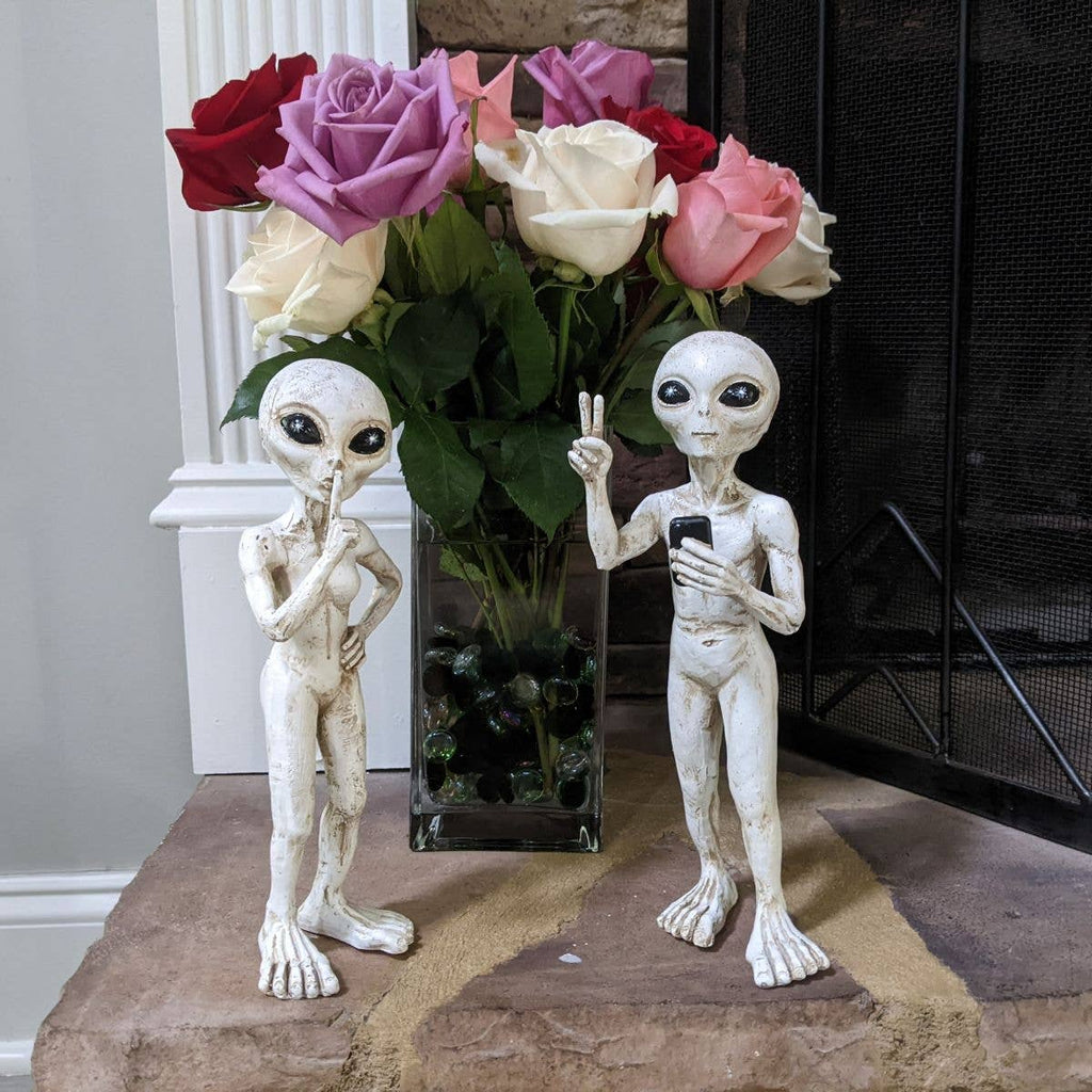 Standing Alien "Peace & Quiet" 10 IN Tall Garden Stakes